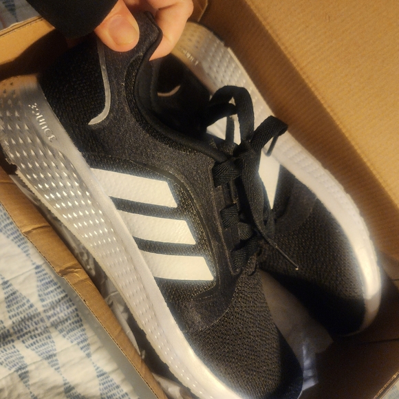 Adidas Women's Black edge running Shoes 👟 - Picture 10 of 13